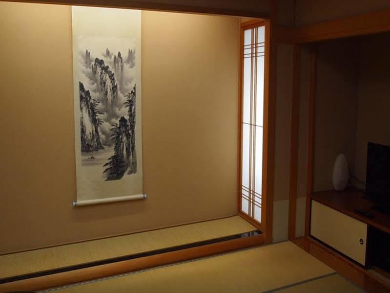 Ooedo Onsen Monogatari Enakyo Hotel Exterior foto